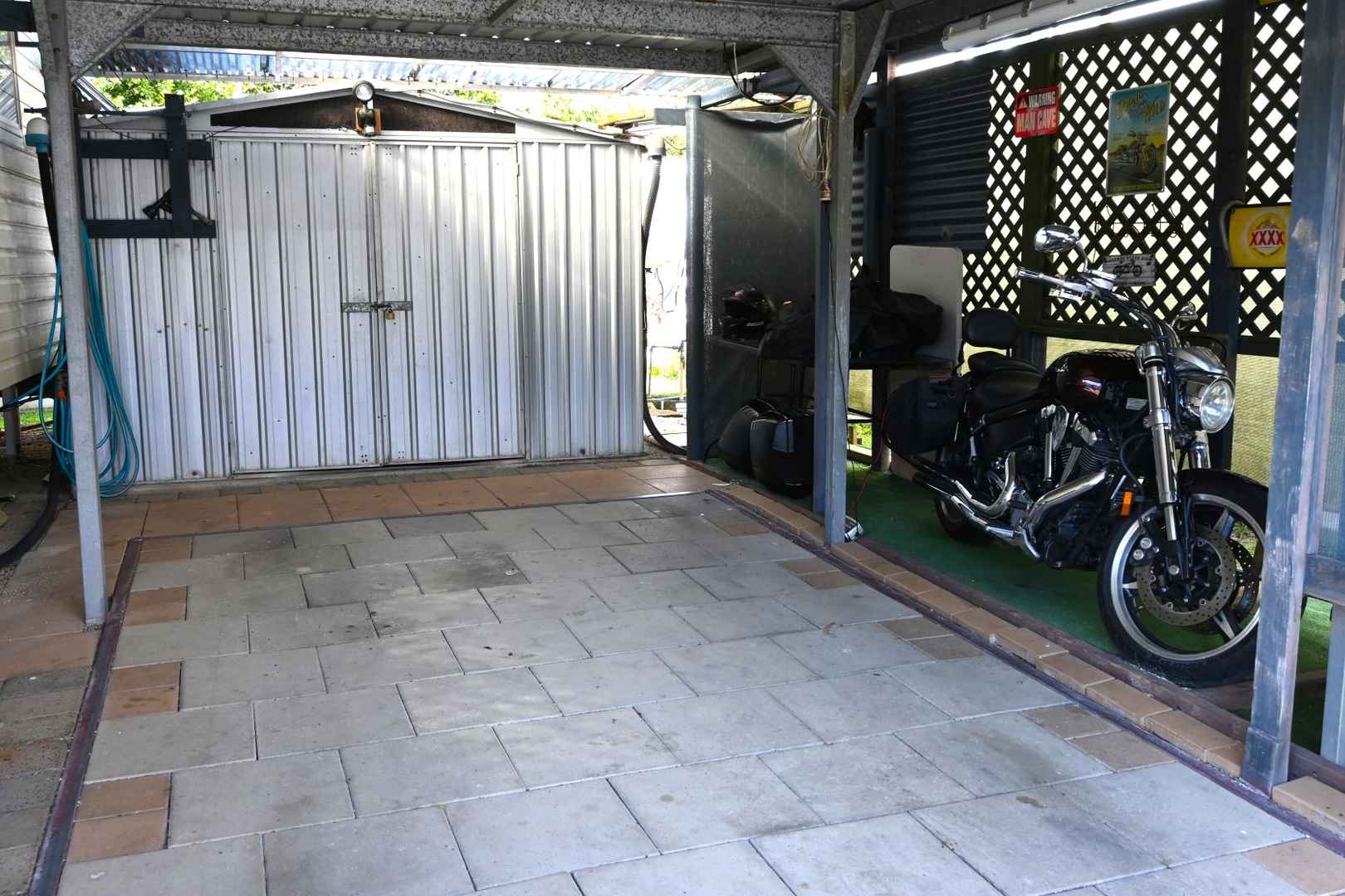 Royal Pacific Residences - Over 50's 'Pet Friendly' Residential Park