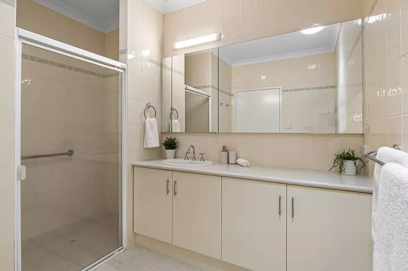 Refreshed Villa in Prime Spot