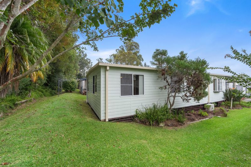 Tranquil Living with a Bushland Backdrop