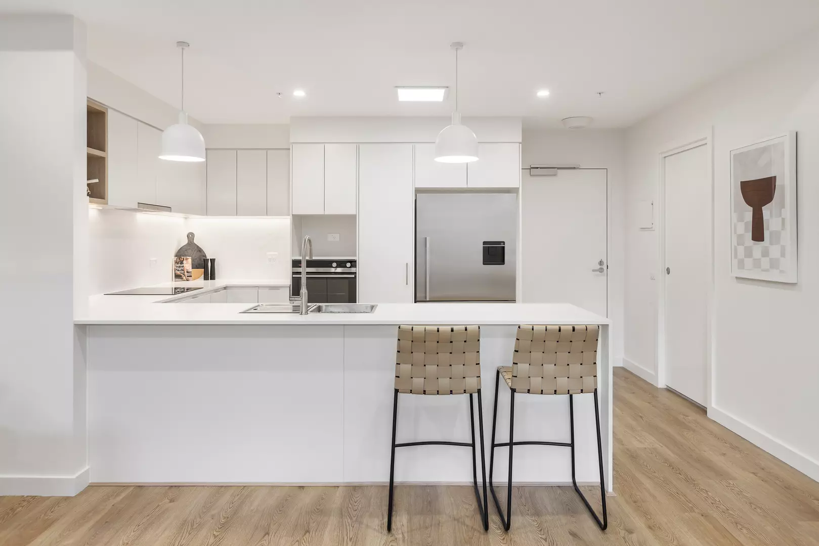 142/100 Station Street Burwood, VIC 3125