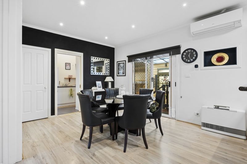 Beautifully Updated Modern Retreat