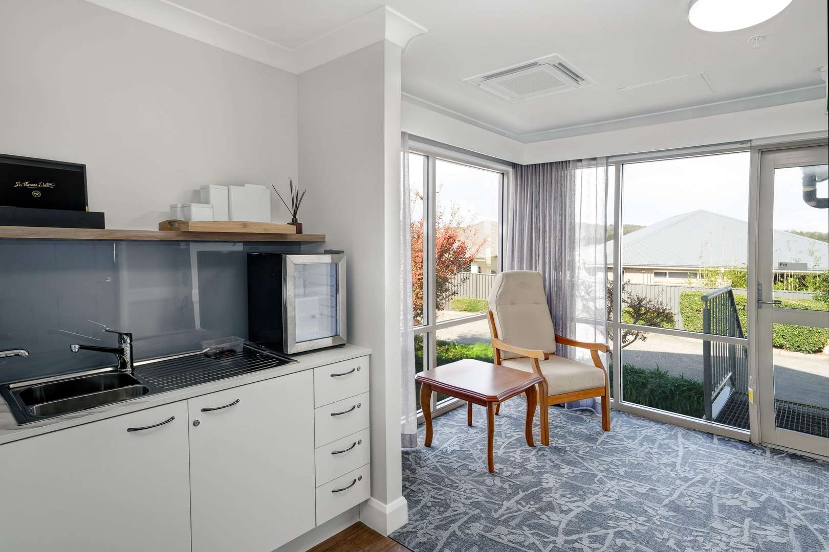 Uniting Starrett Lodge