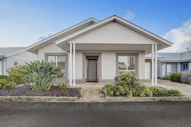 Coastal Living with Space, Style and a Garden to Love