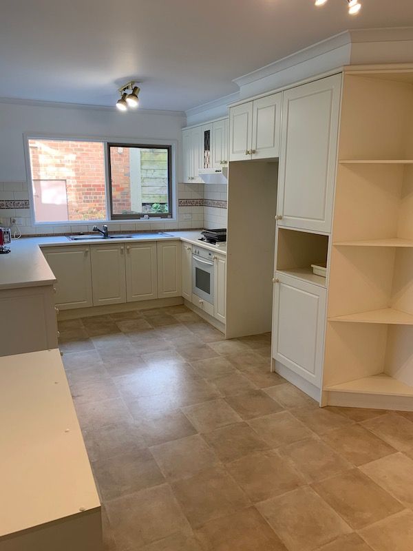 Kooringa Close Retirement Village - Beautifully Presented Unit Overlooking Lake