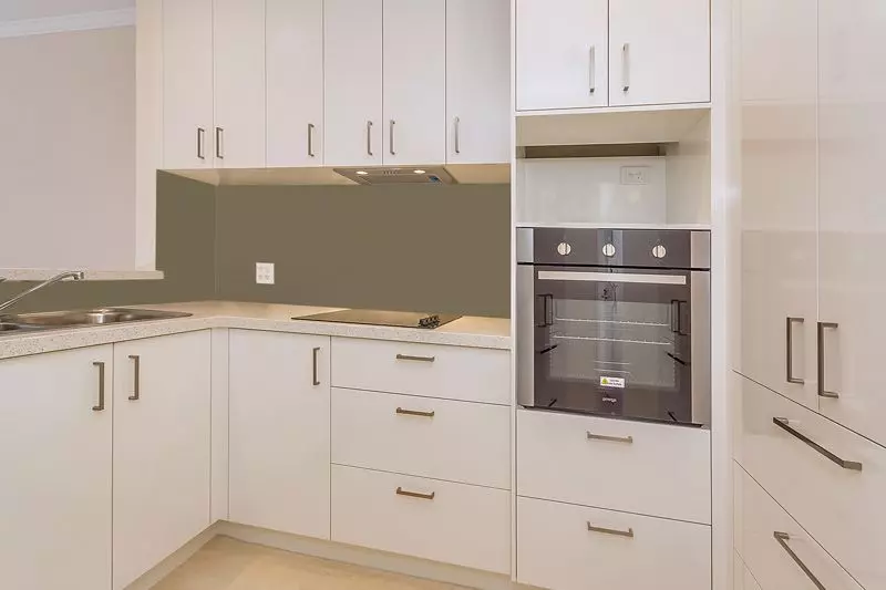 STUNNING NORTH FACING GROUND FLOOR APARTMENT