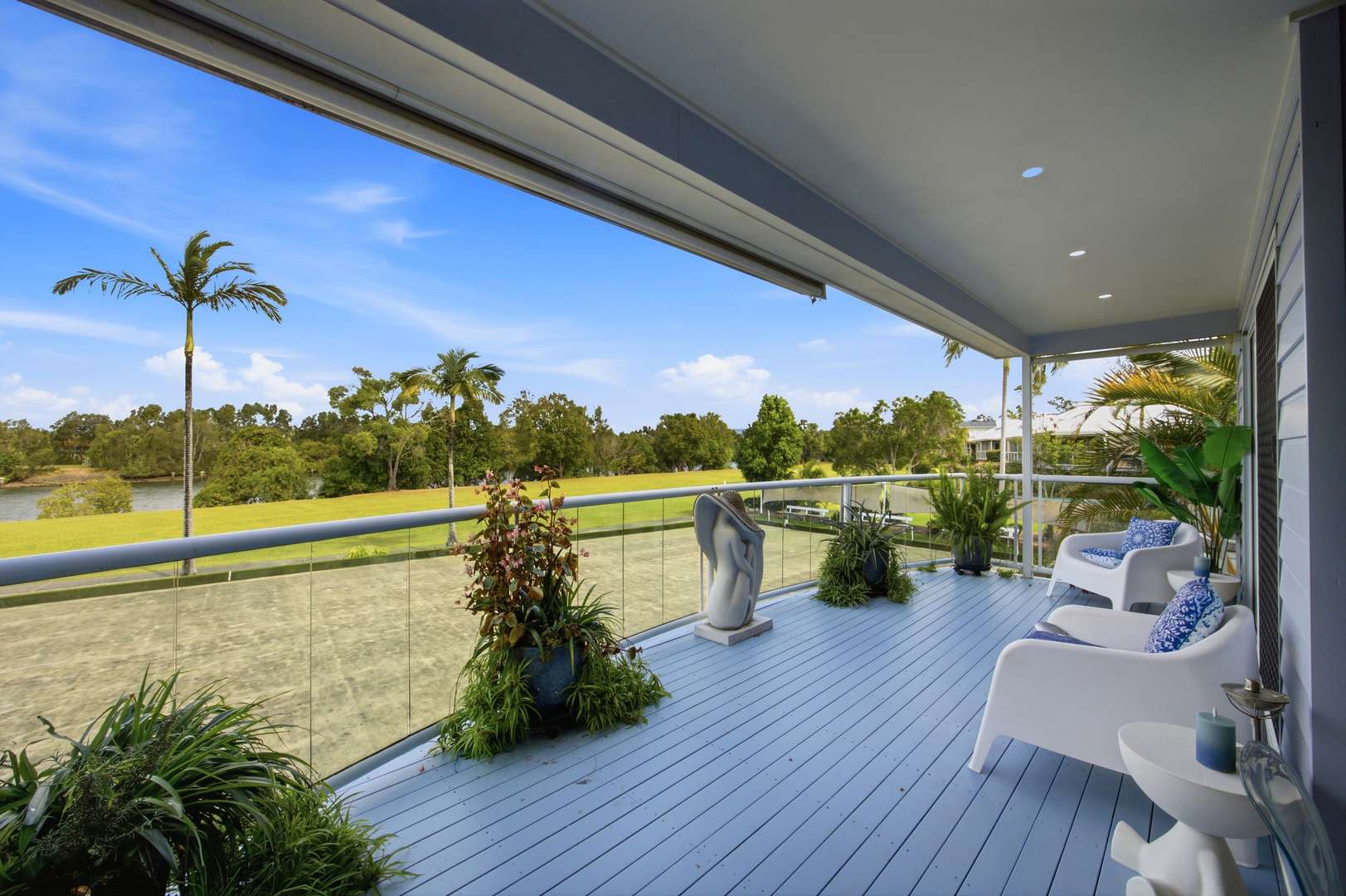 PERFECT BLEND OF COMFORT & RIVER VIEWS