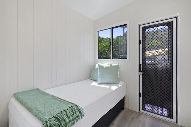 Modern Coastal Living – Low Maintenance, Move-In Ready