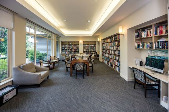 Bright North-Facing Villa with Courtyard