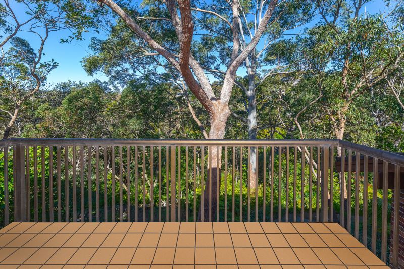 A home among the gum trees - Stunning outlook over Cromer Valley awaits new retirees!