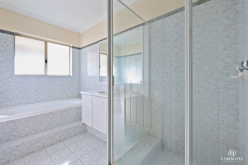 Top Of The Hill With City Views!