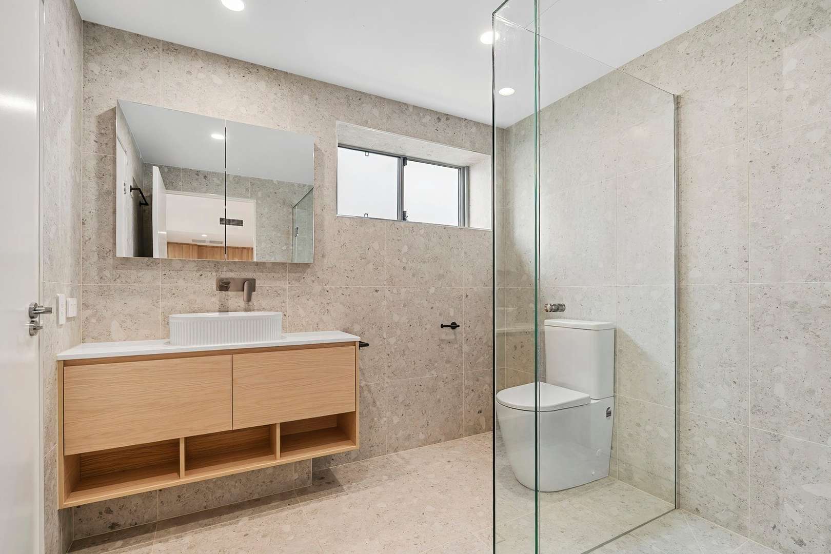 Apartment 158 - Aquamarine -Waterfront Apartment