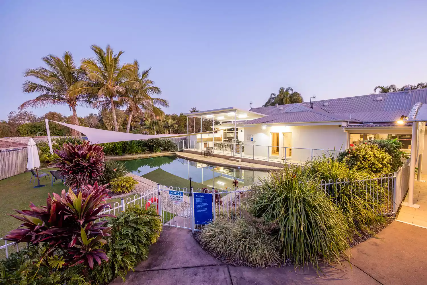 Hibiscus Noosa Outlook