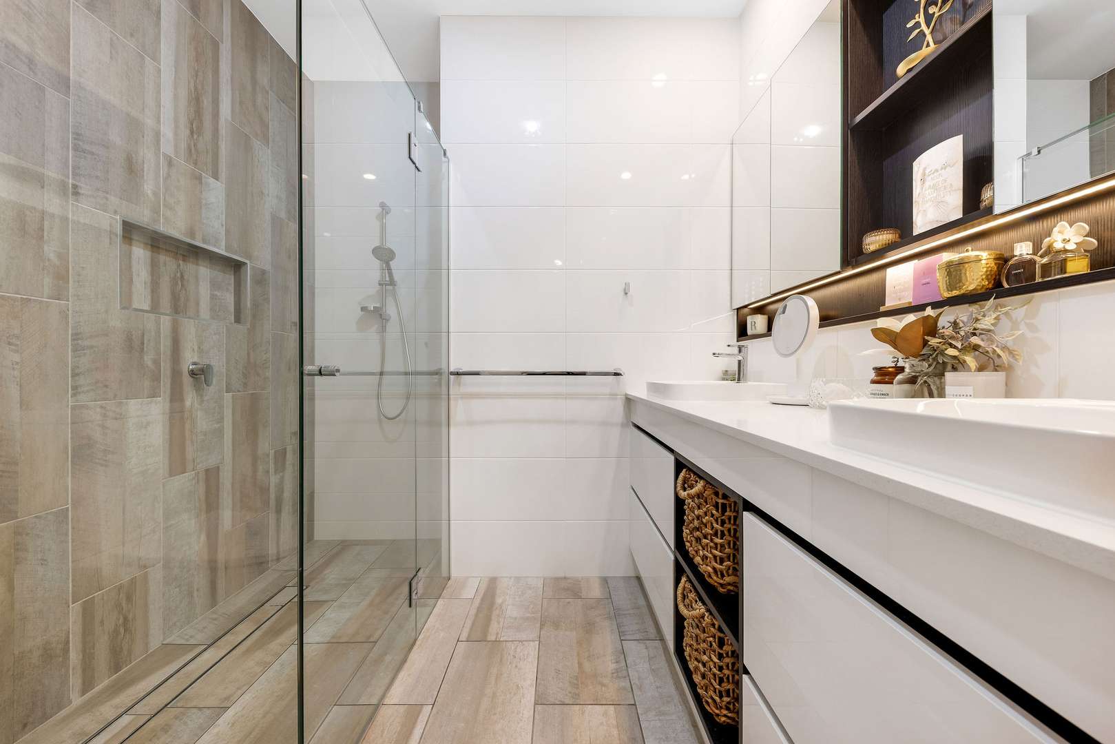 Downsize & Embrace the FULLEST of Lifestyles! Villa 60 GemLife