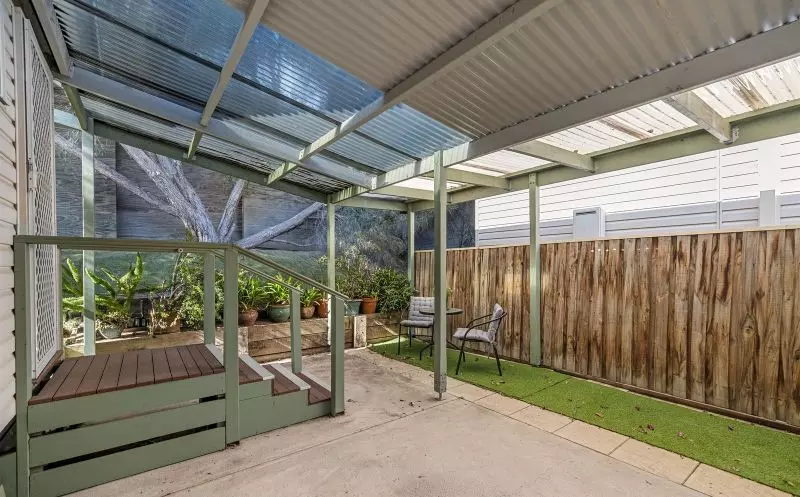 Spacious Home with Tranquil Surrounds