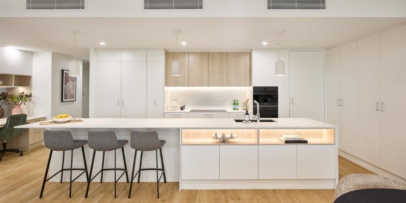 The Peacock - Golf course views from every window