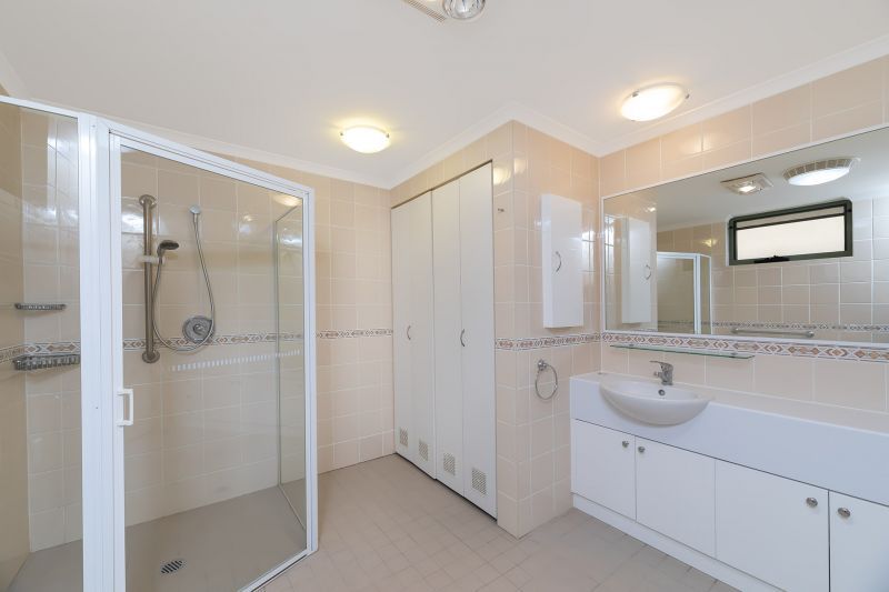 Free bathroom upgrade and 6 m Free monthly charges - limited time only