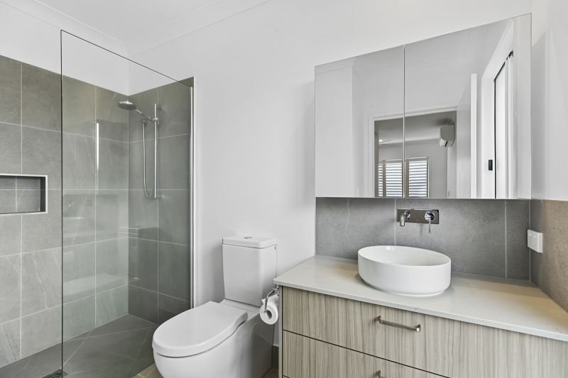 Vibrant, Stylish Living – Move in Ready!