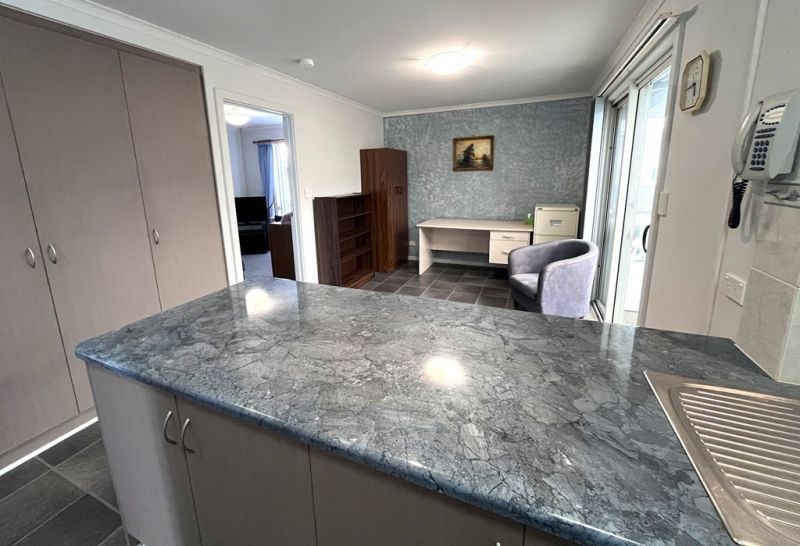 Beautiful Home - Fantastic Location