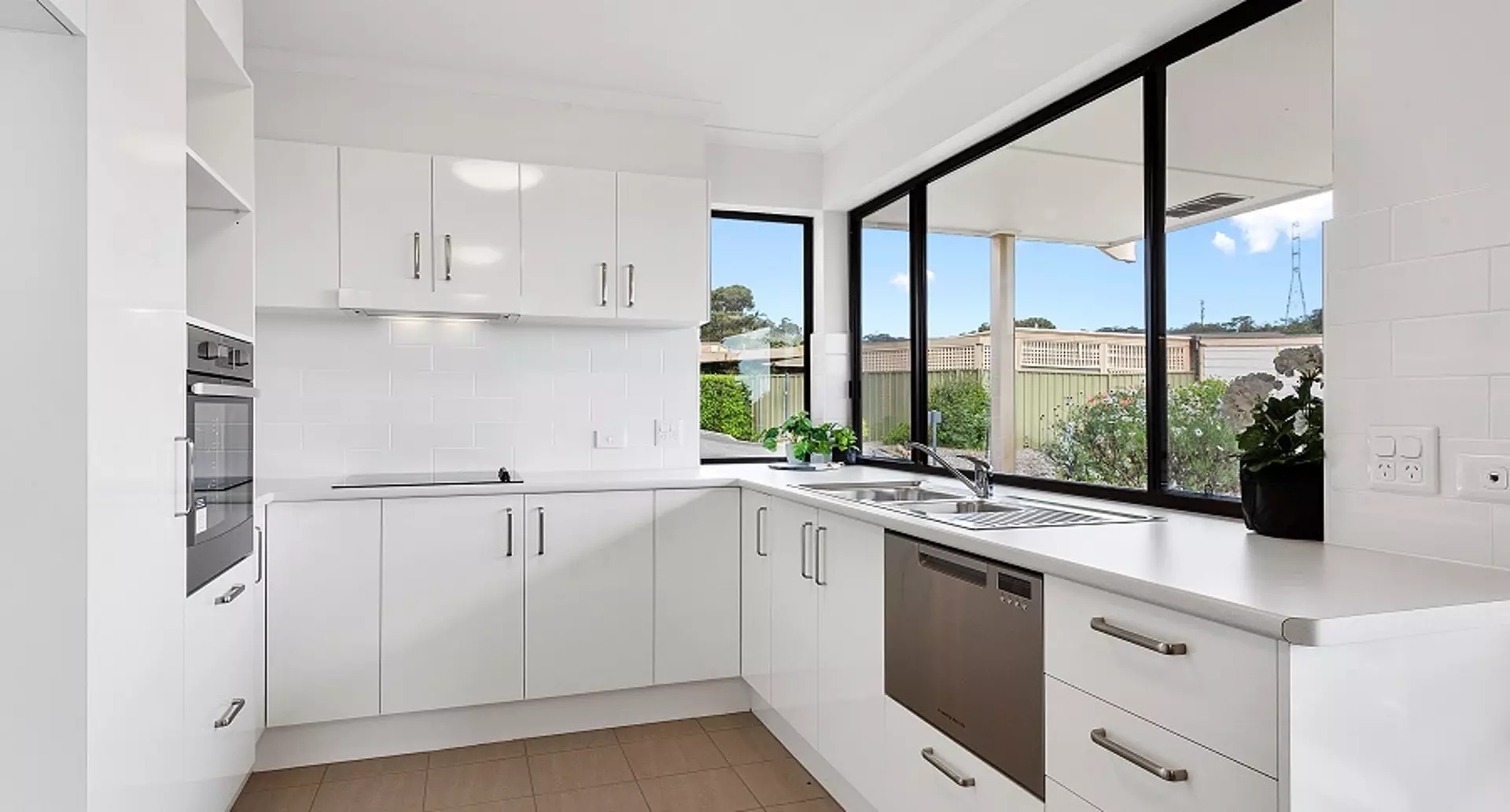 157/18 McHarg Road, Happy Valley