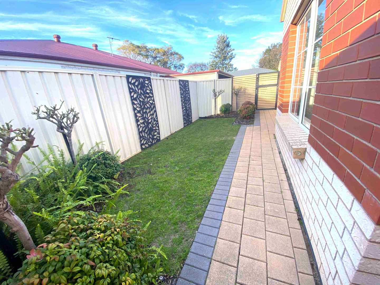 15 Plympton Mews, modern, 2 bedroom villa within a friendly community