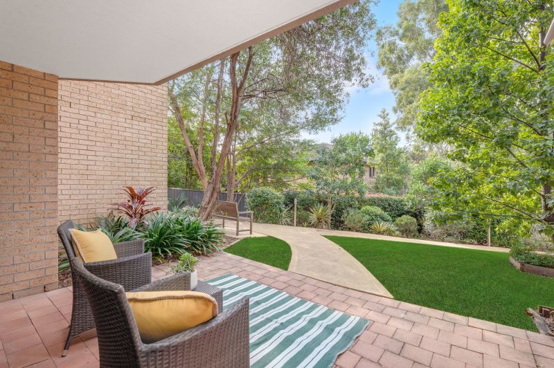 Apt 77 – Large 1-bed on ground floor with direct garden access