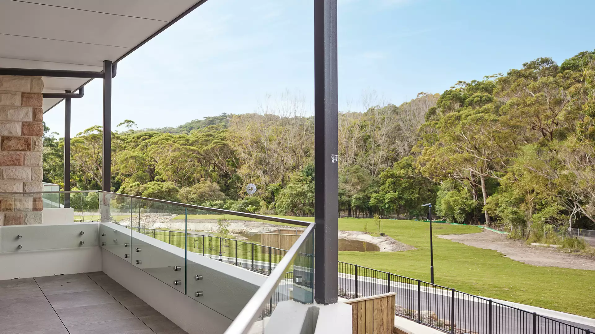 Apt 922 - Exceptional three-bedroom residence with abundant space 