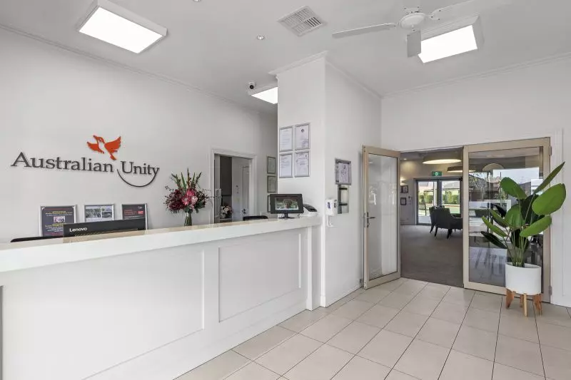 Fully Renovated Light filled 2-Bedroom Unit