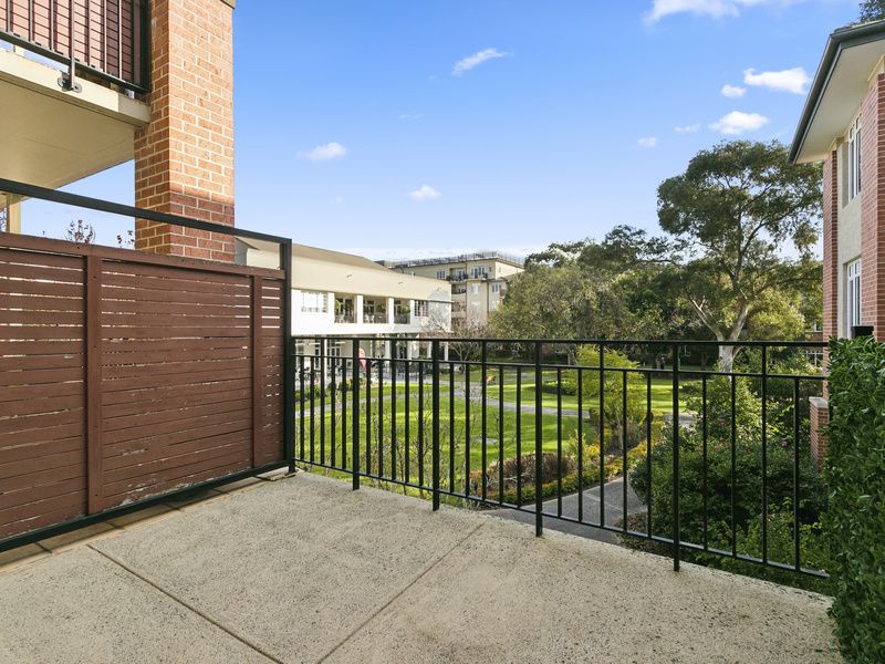 Light & Bright Apartment with Delightful Garden Outlook – Enquire Today!