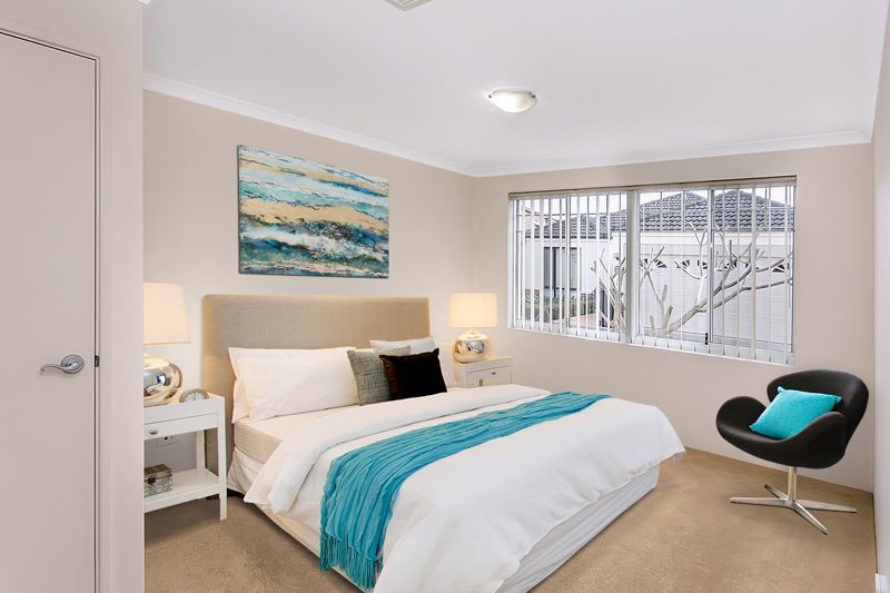 Delightful home overlooiking the Canning River