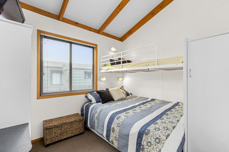 Relaxed Scenic Living – Three Bedroom Home with Outdoor Entertaining