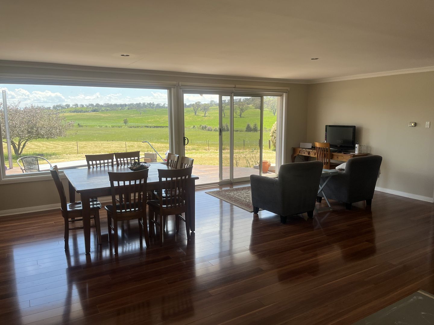 Room for Rent – Mature Female 45+ | Sutton Village