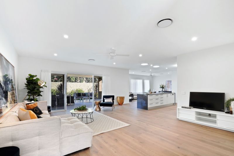 You will fall in love with both this spacious freestanding independent living villa and the lifestyle at Wood Glen Retirement Village.
