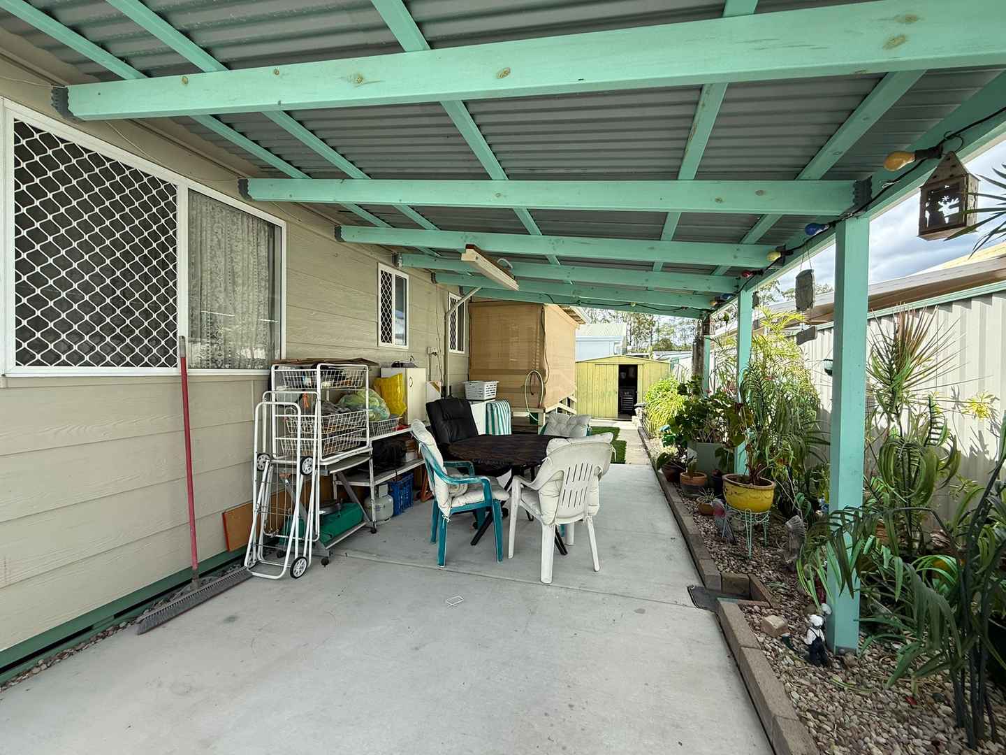 3 Bedroom Home in an Over 50's Living gated complex with Modern Facilities 