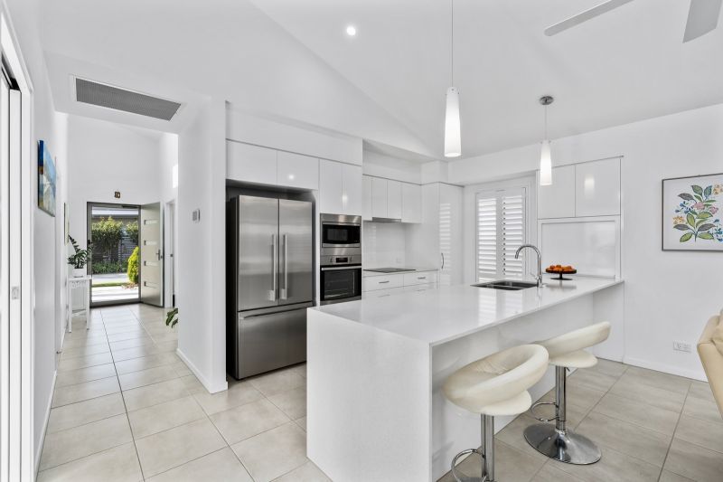 Site 186 - Established Atoll