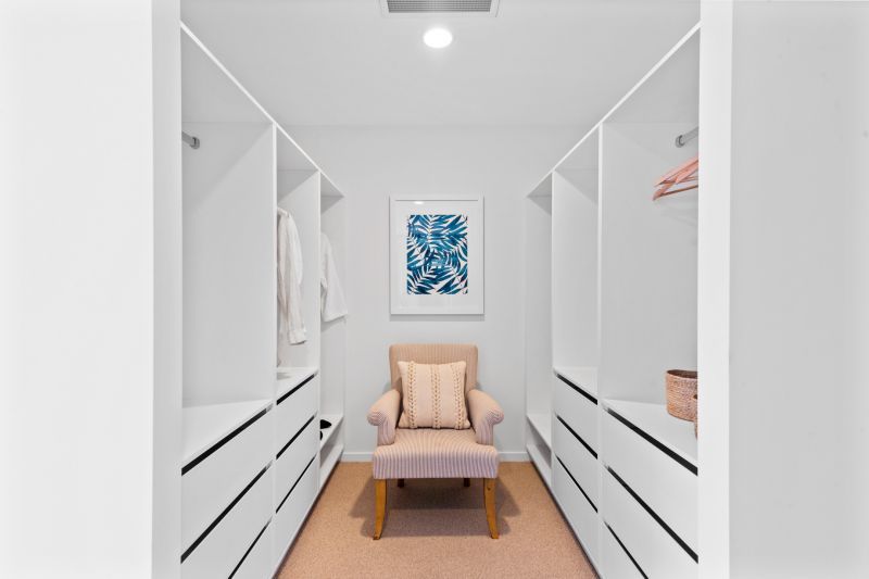 South-facing apartment with stunning Burleigh Golf Course views