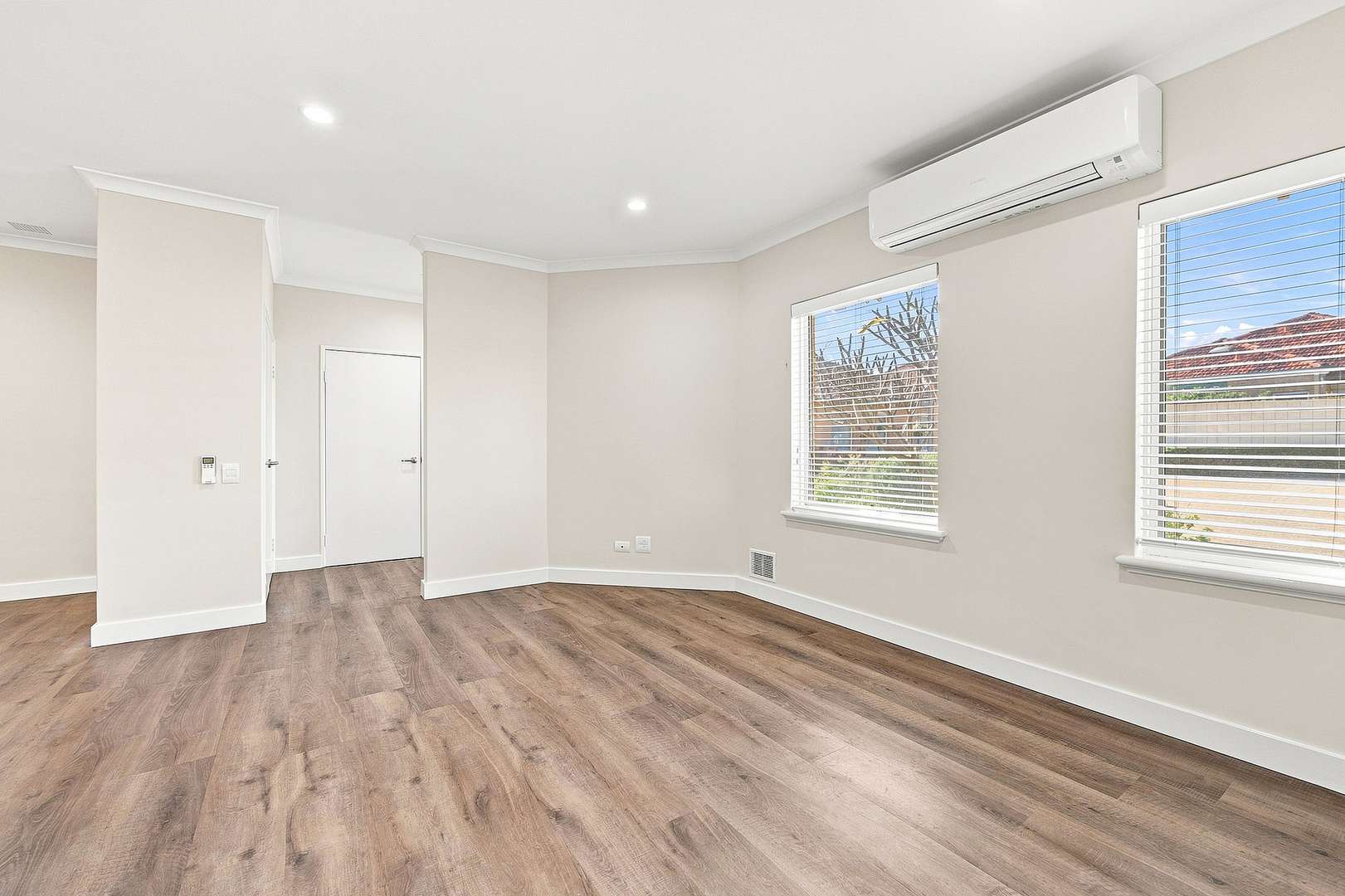 Bright, Fresh & Airy 2 Bed + Study Villa in the Heart of the Popular Lady McCusker Village! Get in Quick to secure your new relaxed Lifestyle!