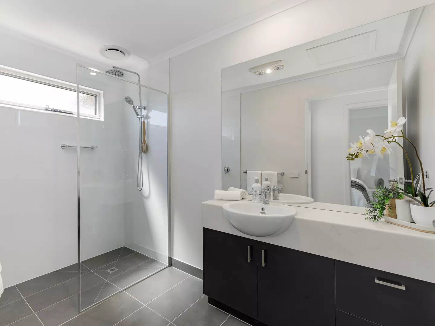 Big on Lifestyle, Small on Fuss