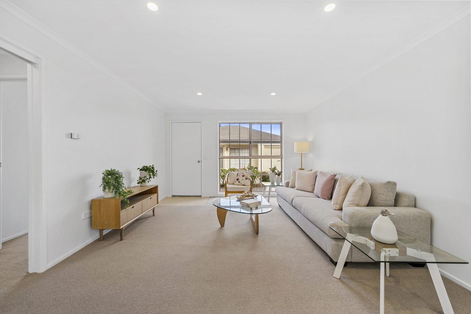 Corner Position with Private Courtyard Living