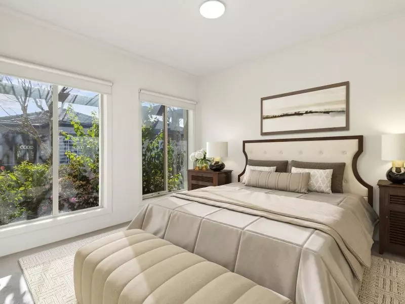 Stylish Home with Private Garden near Clubhouse