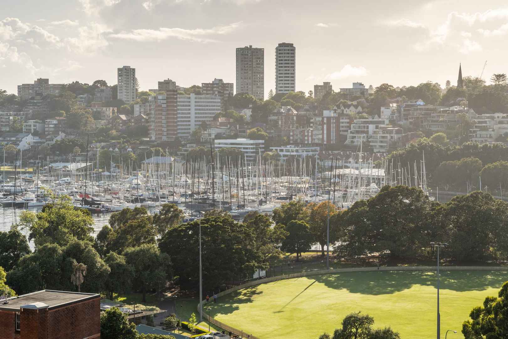 Harbourside Living in Prestigious Elizabeth Bay