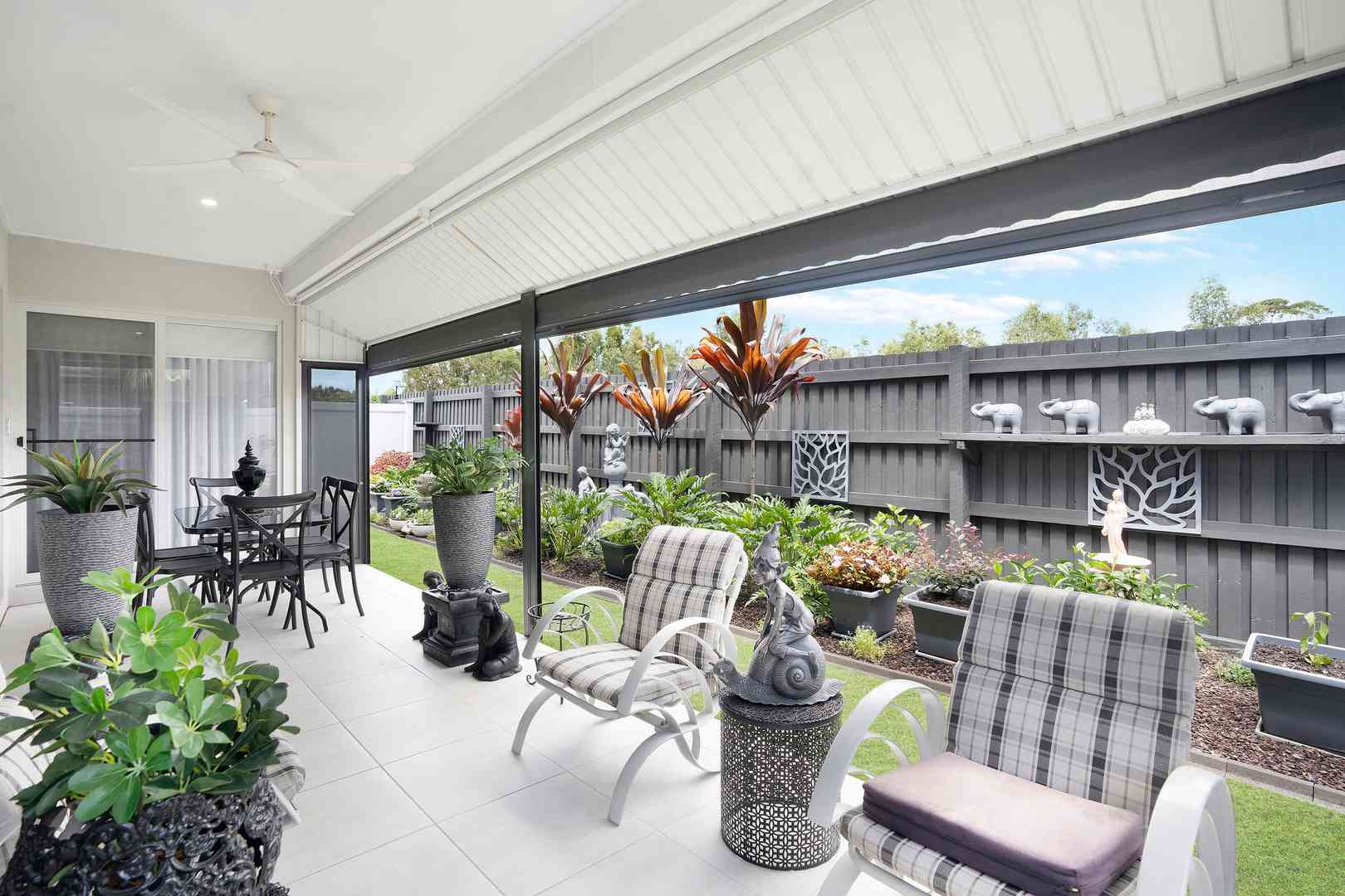 18 Tulum at Palm Lake Resort