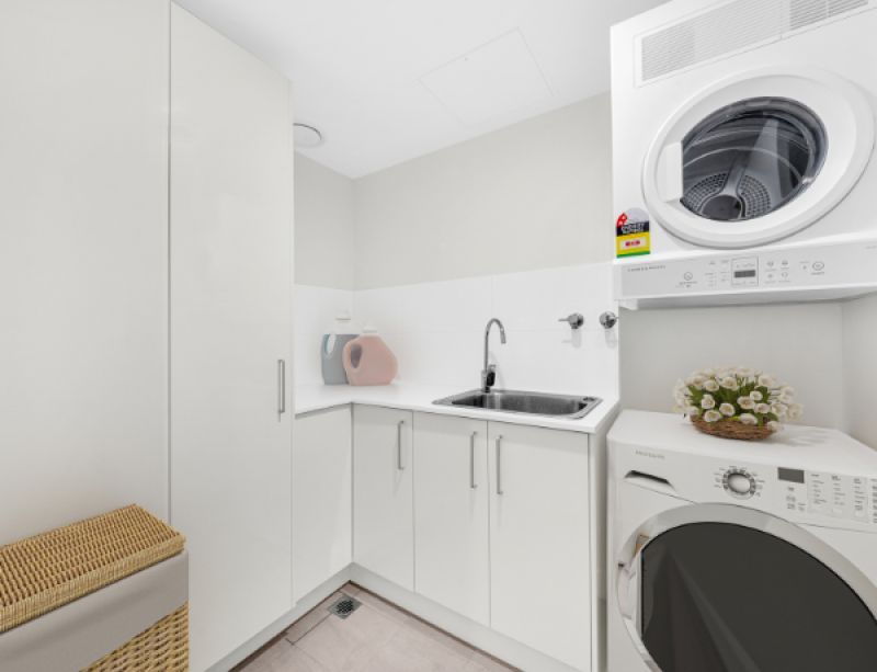 301/1a Gowanbrae Drive, Gowanbrae