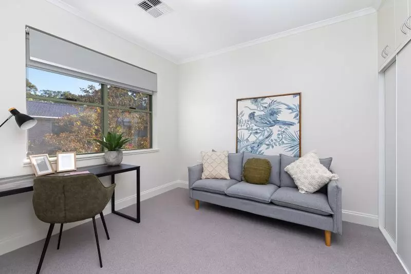 Picture perfect outlook and spacious proportions for relaxed retirement  living.