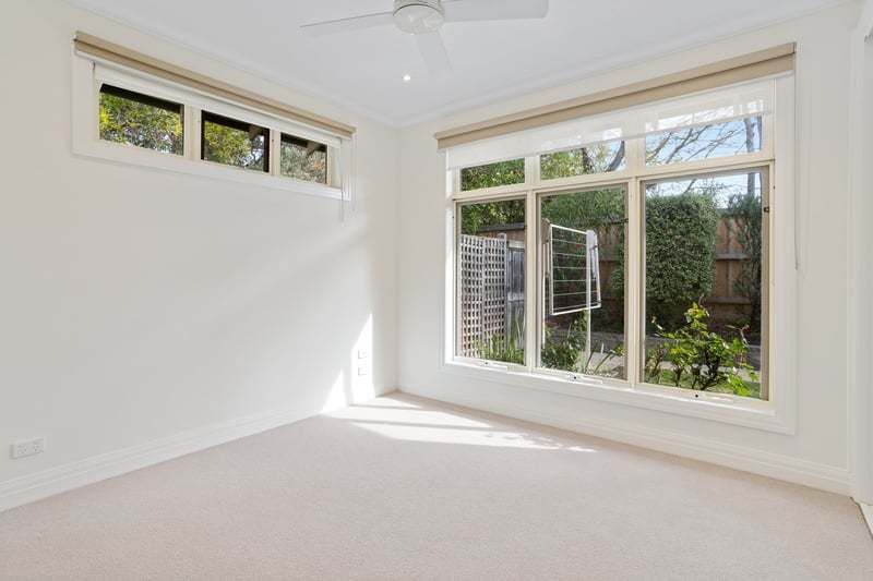 Bright, Refreshed Unit in Quiet Court Setting