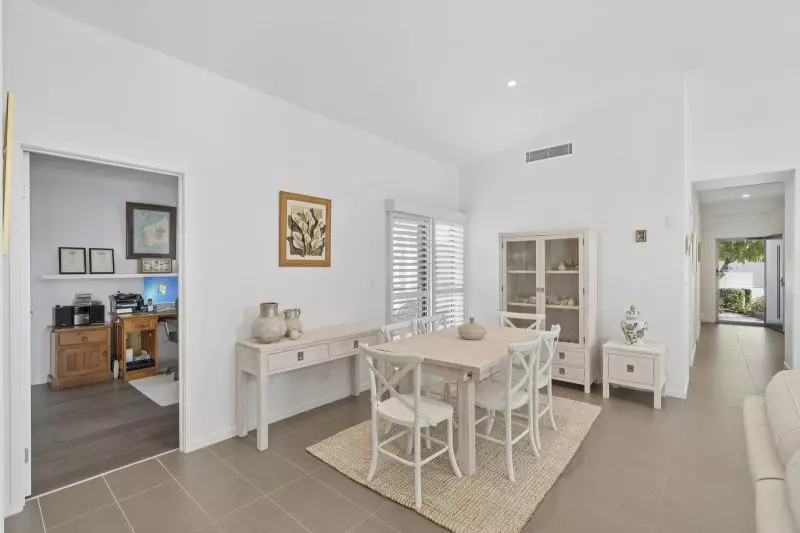 Site 200 - Established Heron