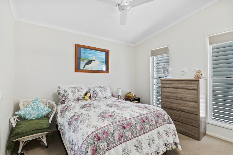 Effortless Living - Close to 19th Hole Clubhouse!