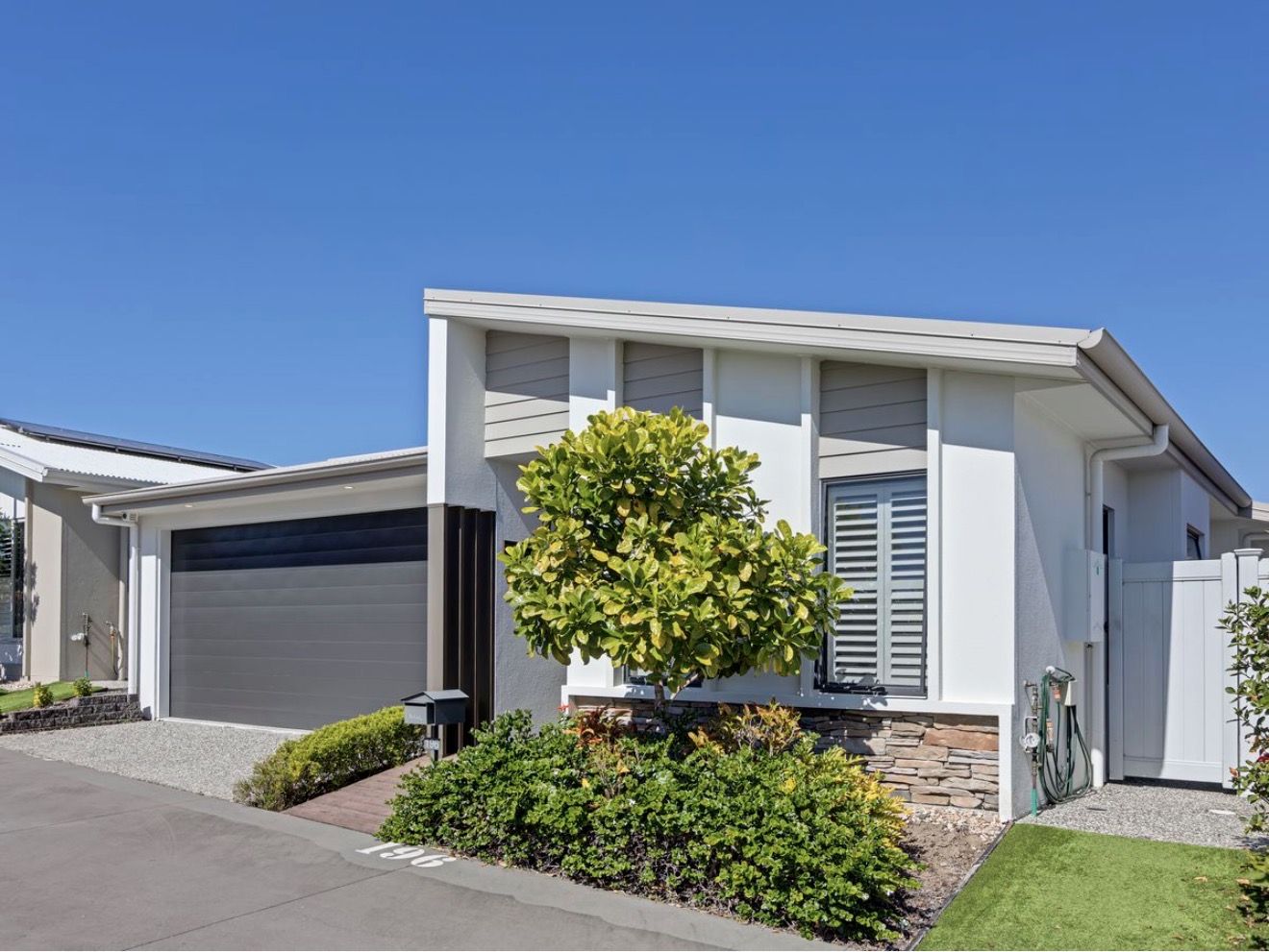 Palm Lake Caloundra Cay - Home 196 "Manaboa Design"