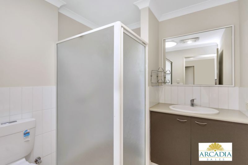 ARCADIA WATERS MADDINGTON - New Stone Bench Top Kitchen, 2 Bedroom + Study