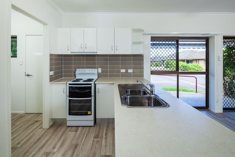 Friendly New Neighbours