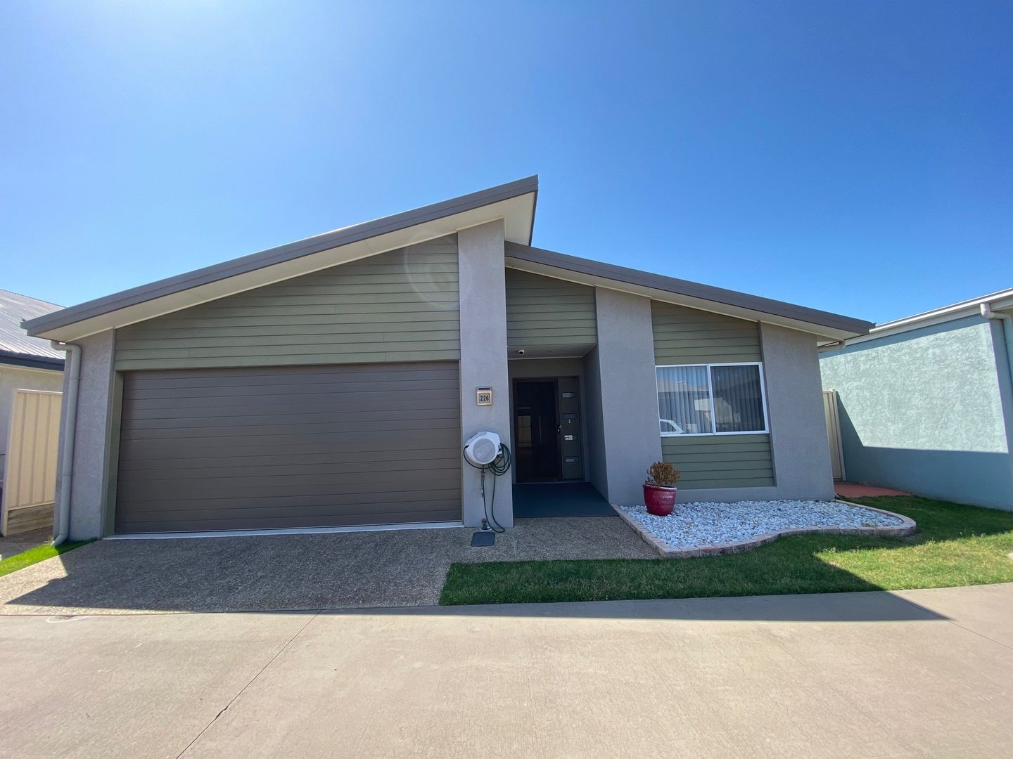 Beautifully Positioned